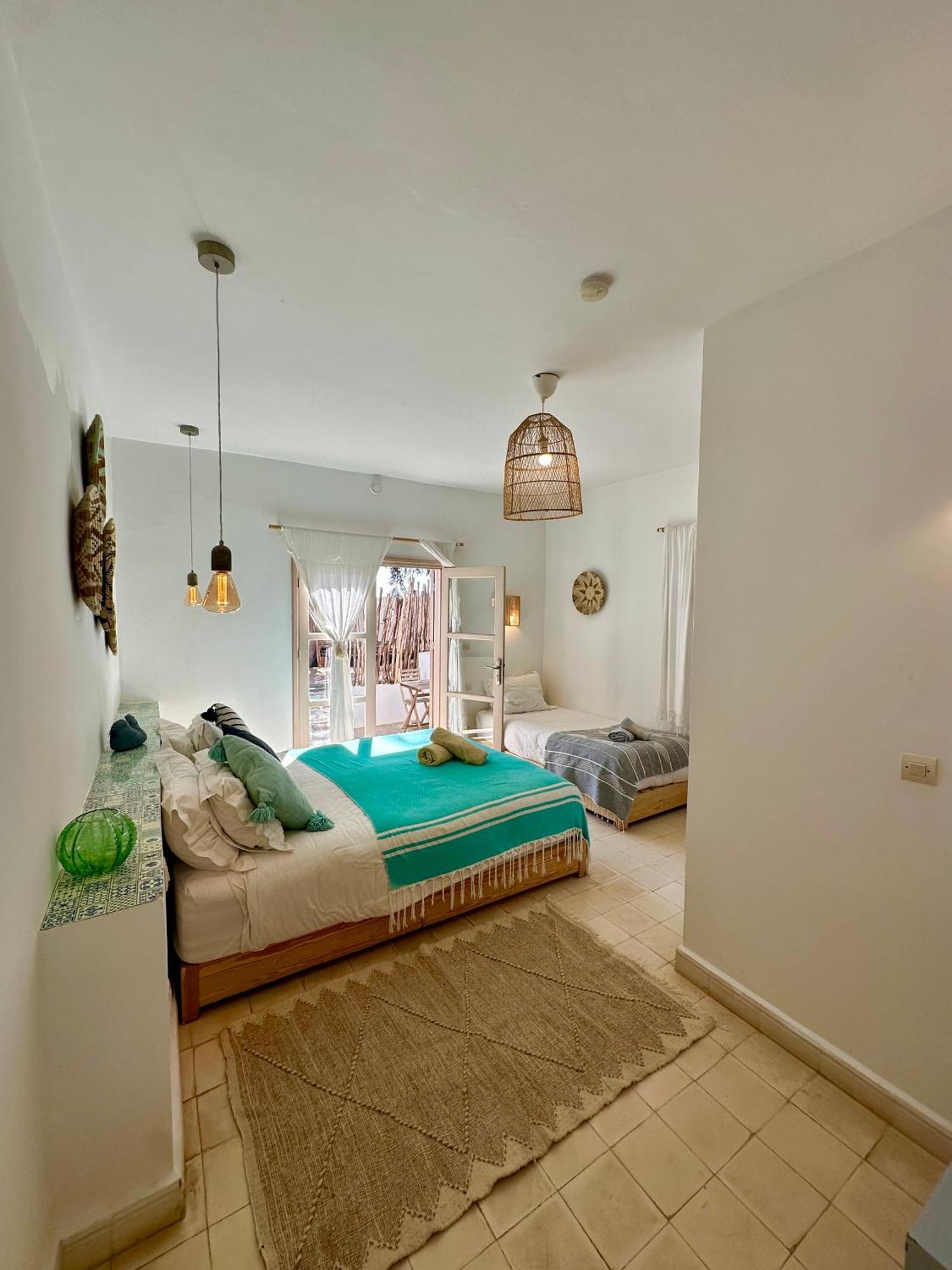 Nour Bed & Breakfast 3*